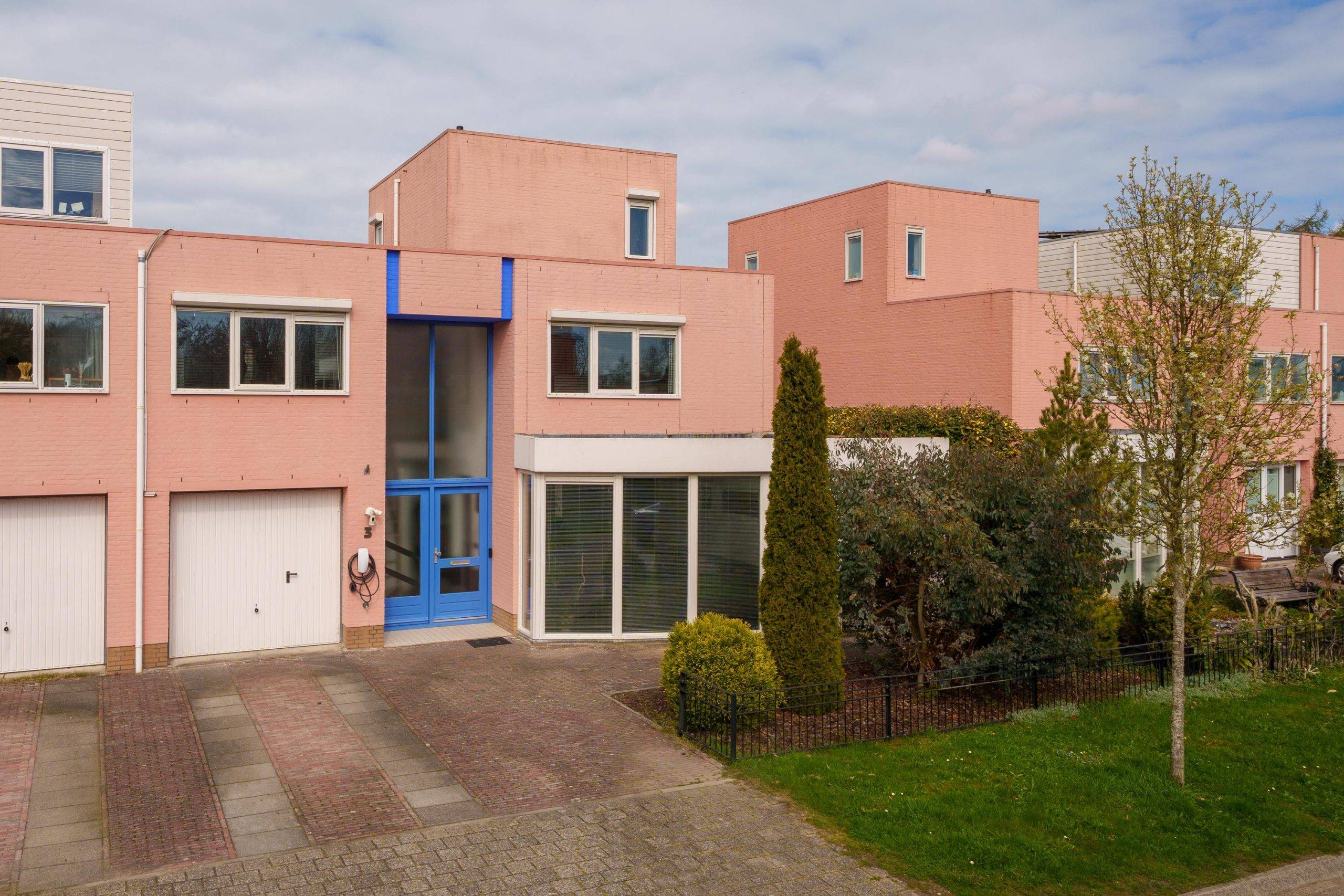 Rougestraat 3, Almere