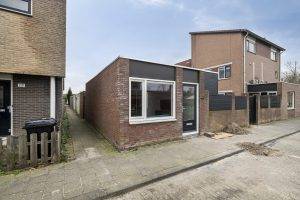 Salsastraat 231a Almere – Hoofdfoto